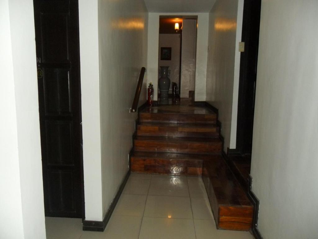 Tagaytay Econo Hotel Tagaytay City Exteriér fotografie