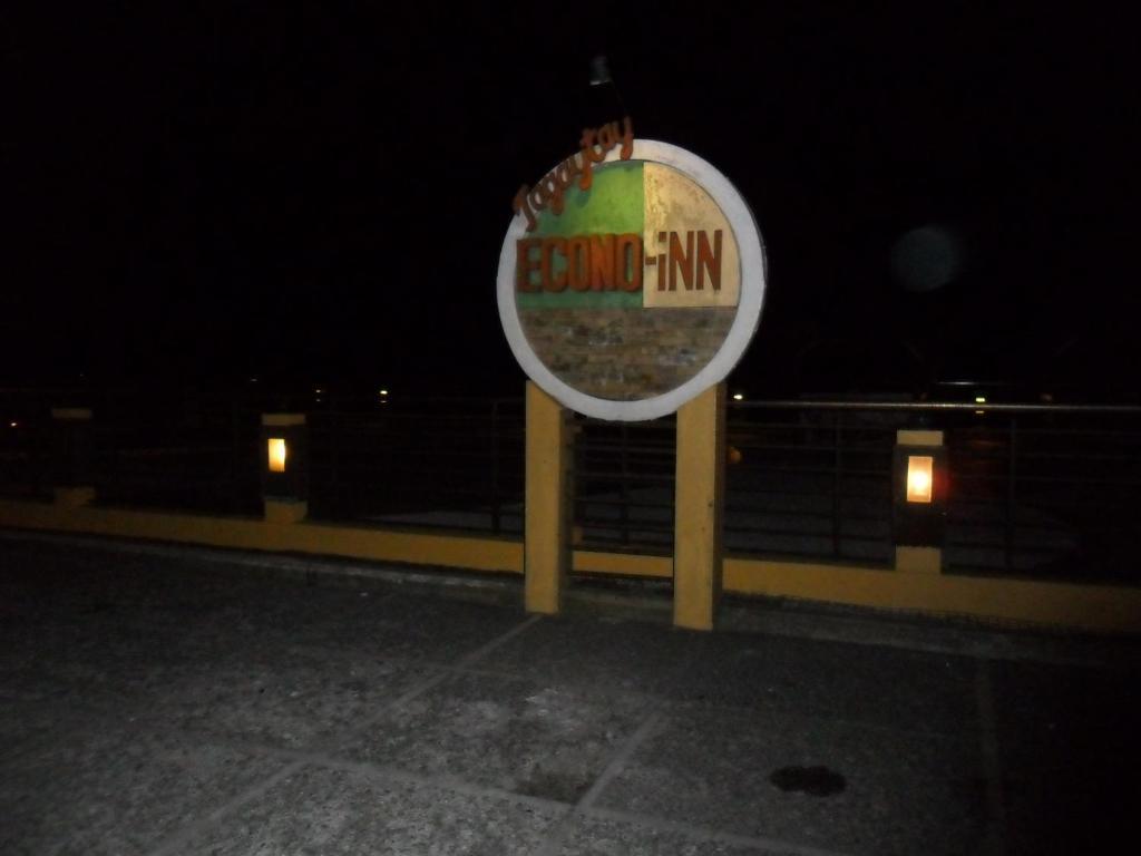 Tagaytay Econo Hotel Tagaytay City Exteriér fotografie