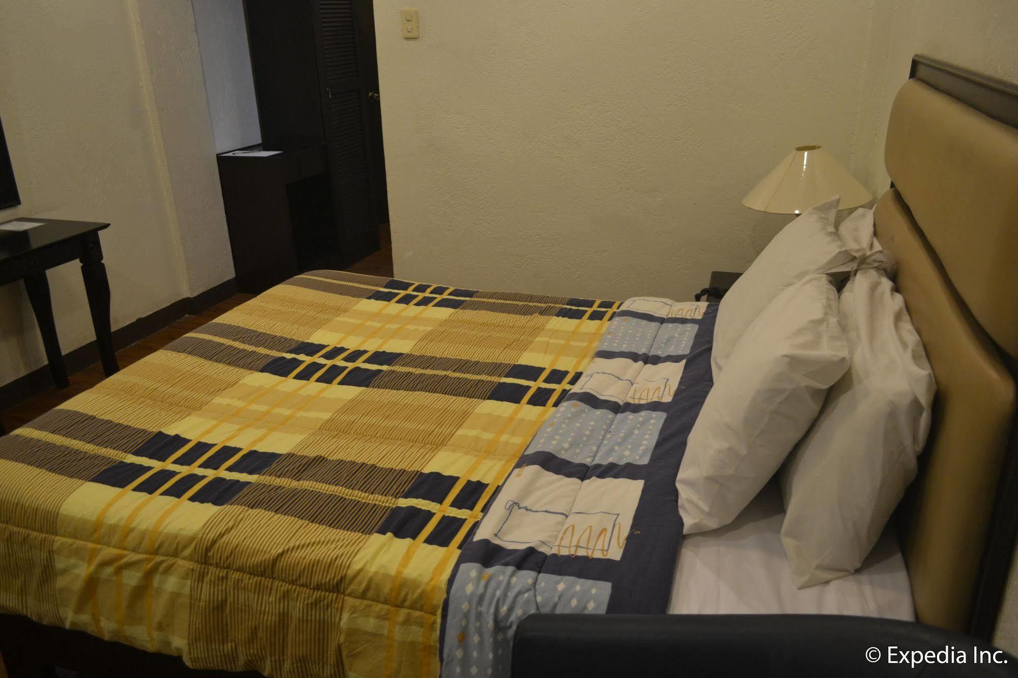Tagaytay Econo Hotel Tagaytay City Exteriér fotografie