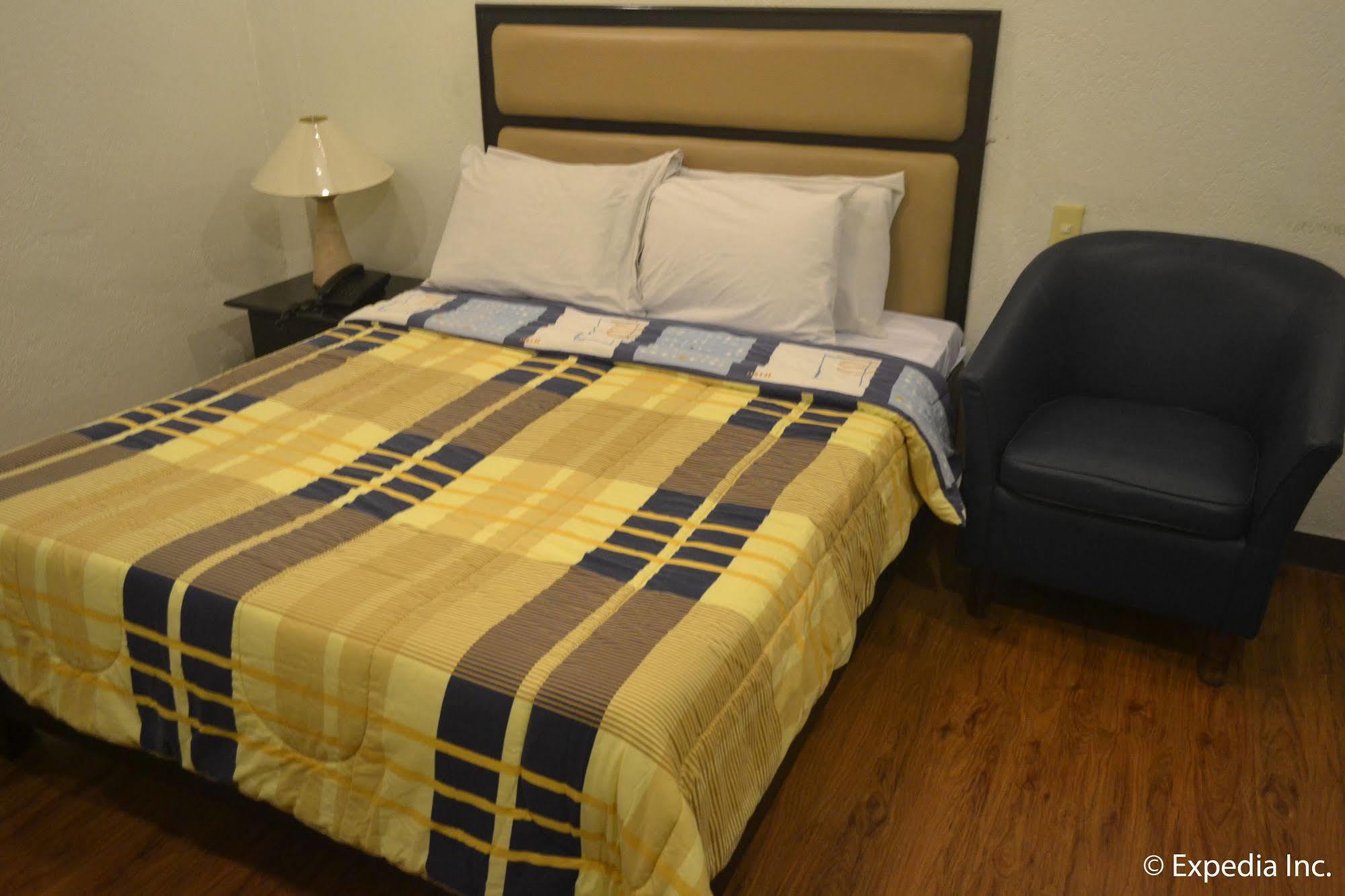 Tagaytay Econo Hotel Tagaytay City Exteriér fotografie